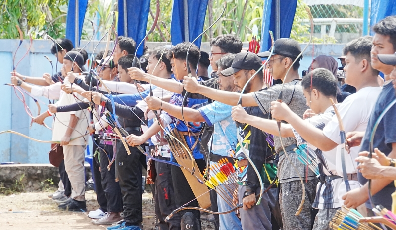 Dua Atlet Ummul Qura Stable Hidayatullah Balikpapan Raih Prestasi di Kejuaraan Panahan Regional
