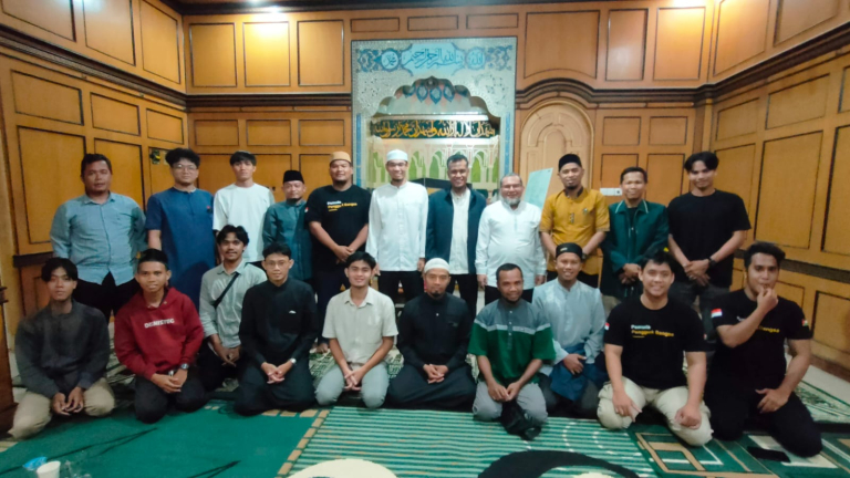 DPW Hidayatullah Kaltim Selenggarakan Diskusi “Ngopi” Bersama Generasi Muda