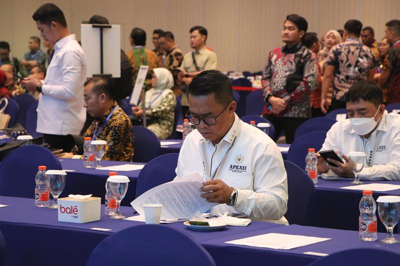 Mahyunadi Dorong Implementasi Sistem Merit untuk Perkuat Kinerja ASN Kutai Timur
